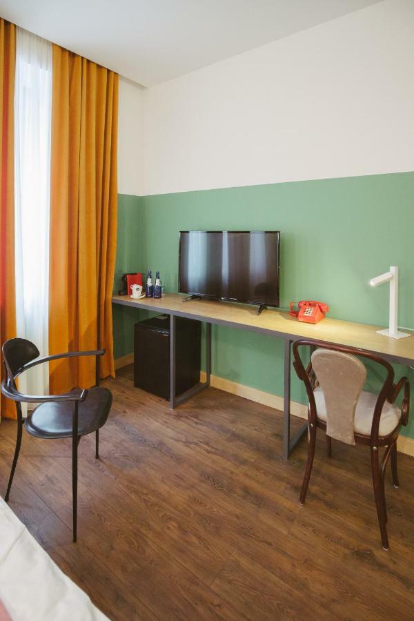 G.Vino Boutique Hotel Tbilisi Esterno foto